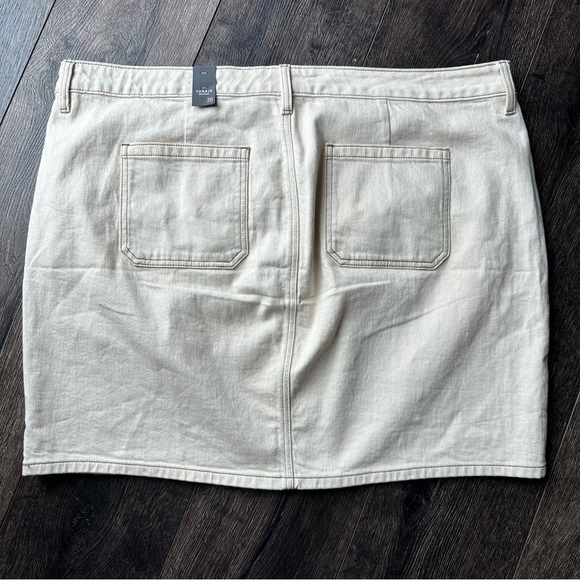 Torrid 20 mini skirt tan nude a-line short jean denim button fly plus size new - Picture 5 of 12